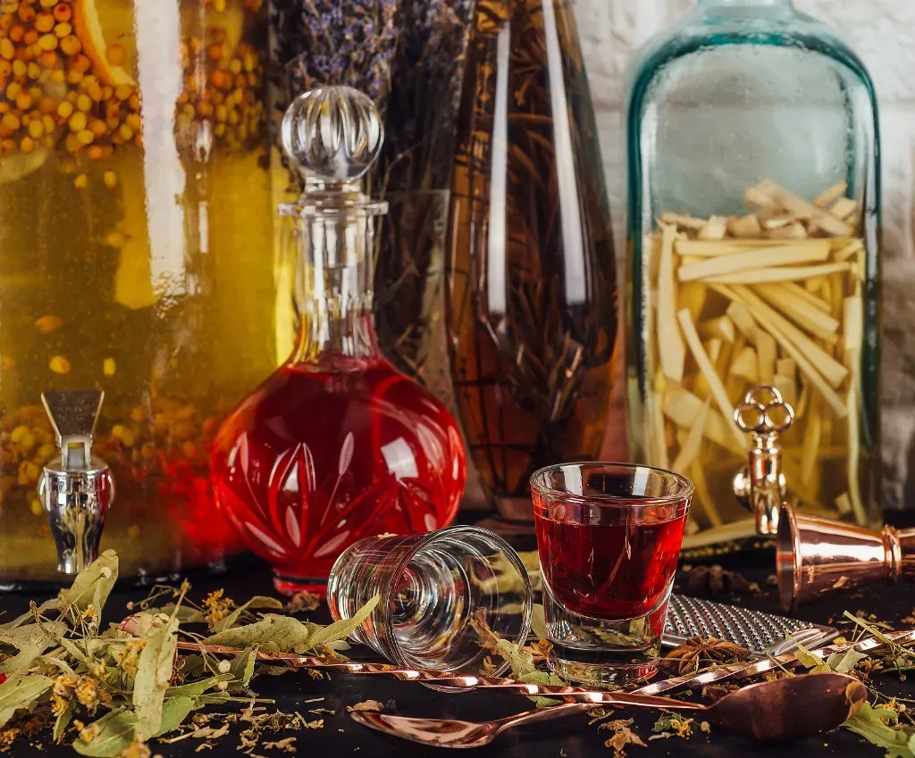 Jakie są rodzaje likierów